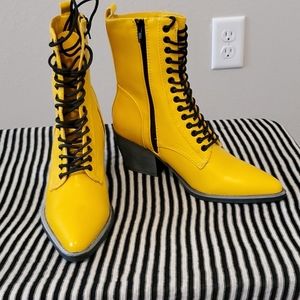 NWOT yellow botties